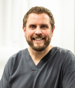 Dr Christopher Truman